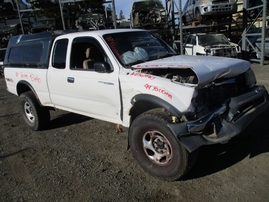 1999 TOYOTA TACOMA SR5 WHITE XTRA CAB 3.4L AT 4WD Z16490